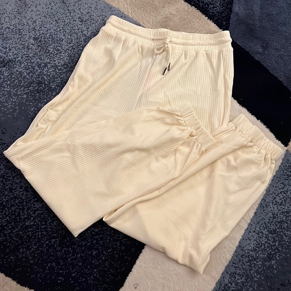 Cream joggers high waist - Picture 3 of 11